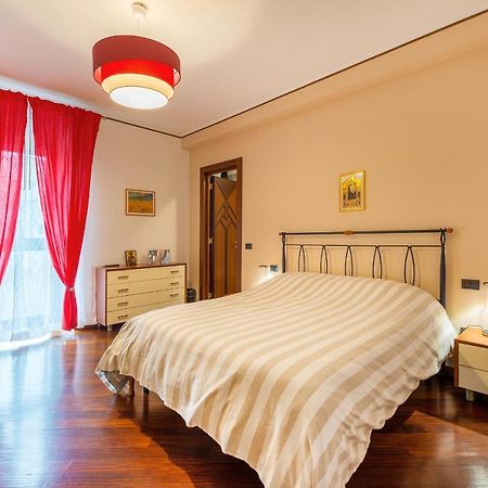 A Casa Di Sara Ermy Bed & Breakfast Bari Exterior foto